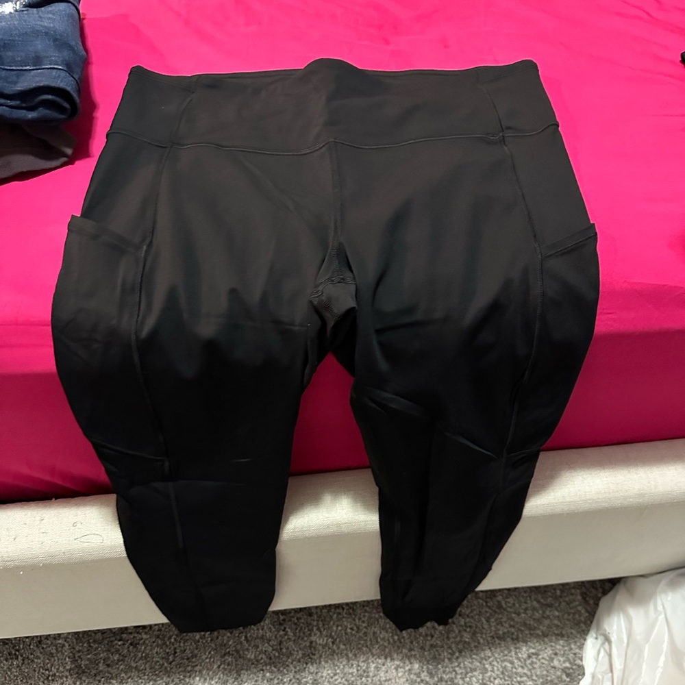 Lululemon Align Running - size 12 - Picture 3 of 3